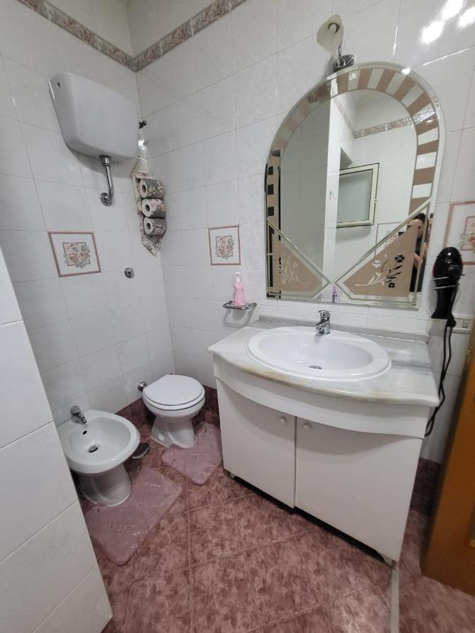 Casa Bevar Наполи Екстериор снимка