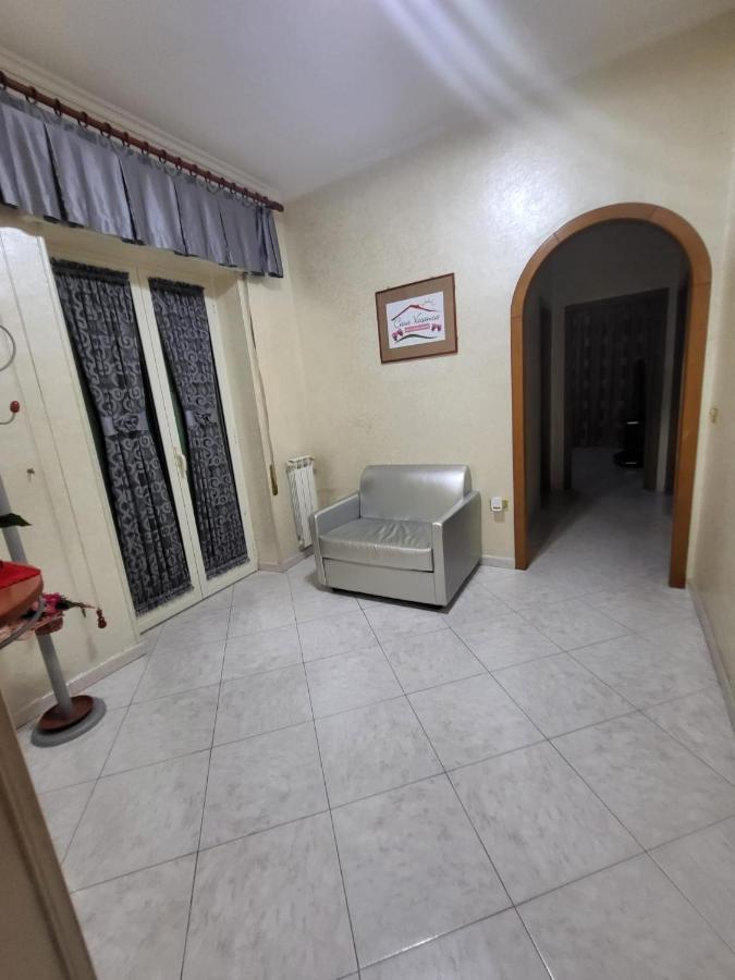 Casa Bevar Наполи Екстериор снимка